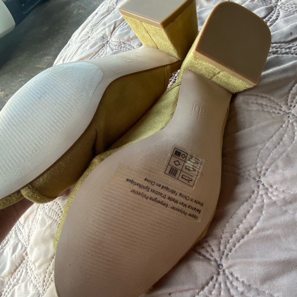 50%off w❤️ Cabi Marigold Mules - Style 6018  sz 7 S16 - Picture 8 of 10